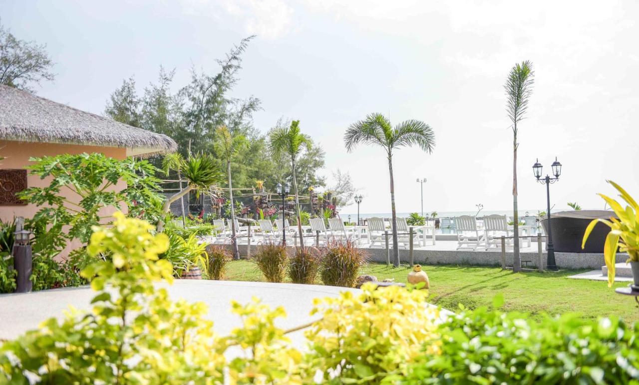 Seaman Resort Haad Chao Samran Bagian luar foto